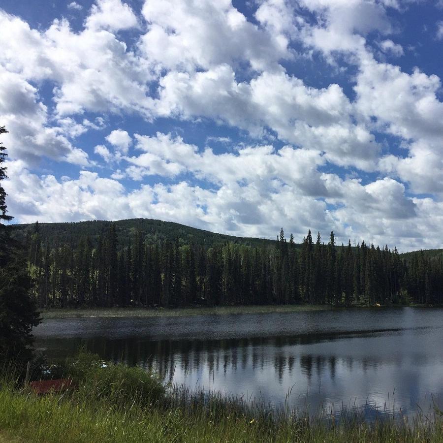 Lac Le Jeune Nature Resort Logan Lake Esterno foto