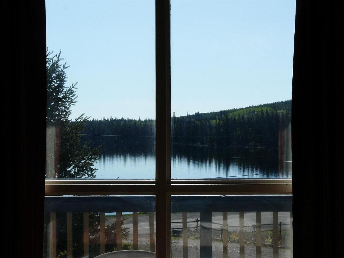 Lac Le Jeune Nature Resort Logan Lake Esterno foto