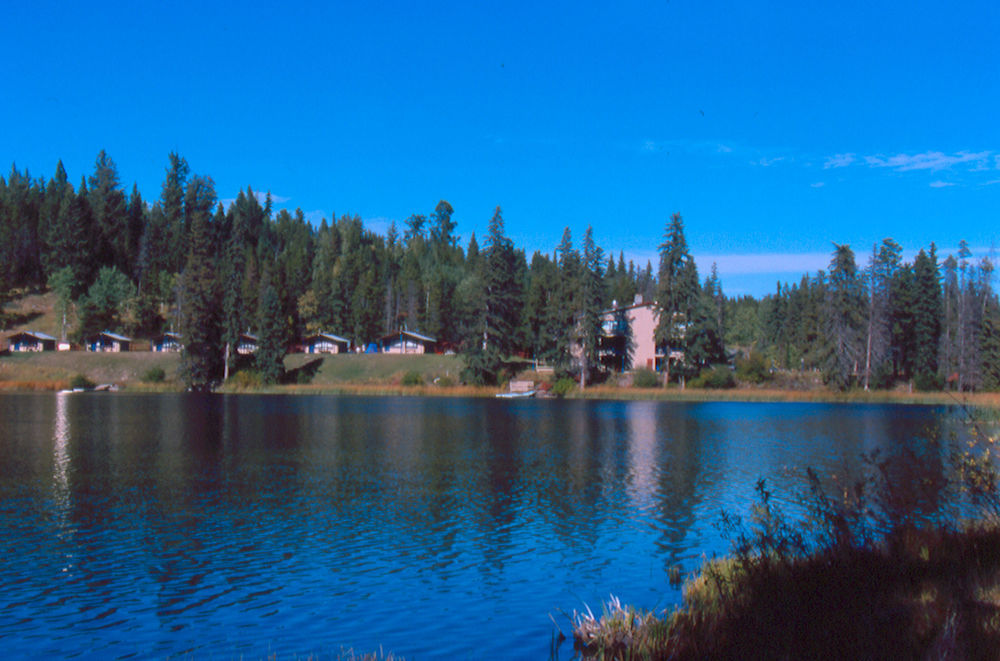 Lac Le Jeune Nature Resort Logan Lake Esterno foto